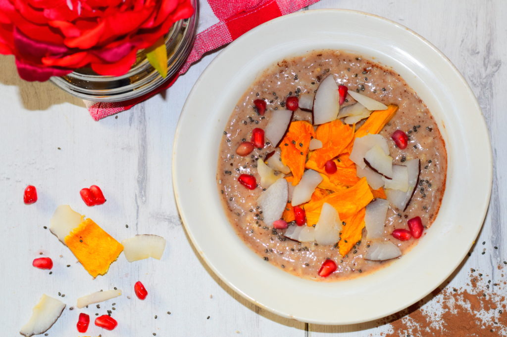 Cacao Porridge - A simple and delicious healthy winter breakfast recipe from MyNutriCounter!