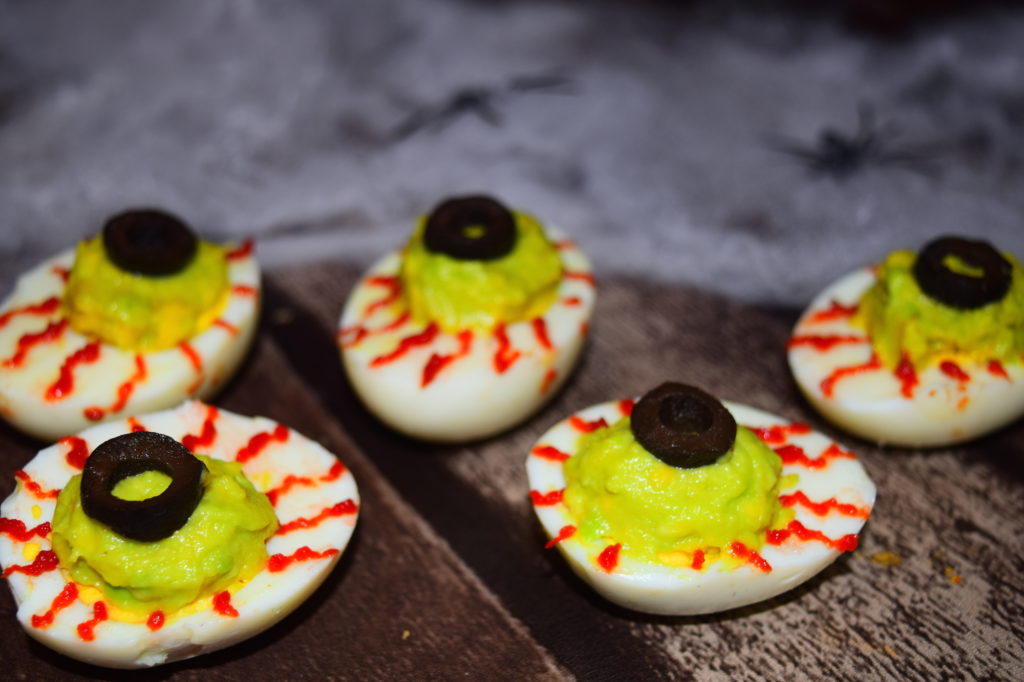 Goblin eye Halloween food art idea from MyNutriCounter