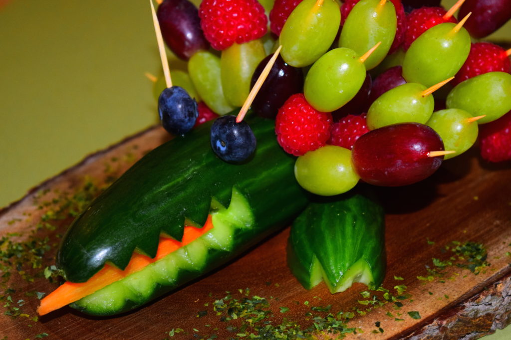 A snappy crocodile food art idea from MyNutriCounter