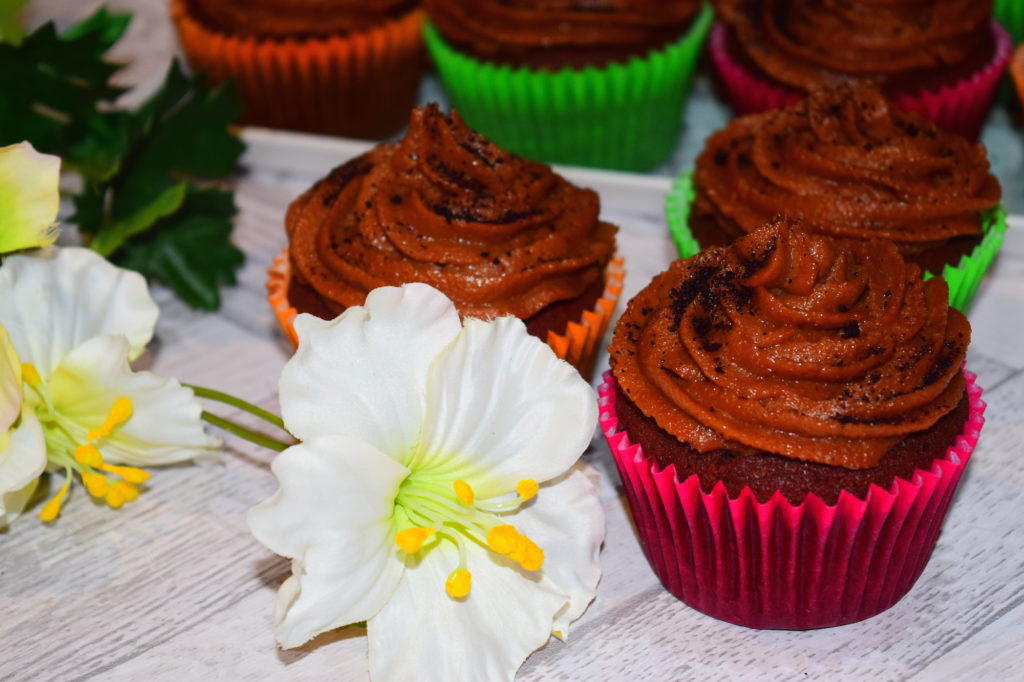 Healthy and nutritious, dairy free, sugar free and gluten free cacao cupcakes with cashew butter icing recipe from MyNutriCounter