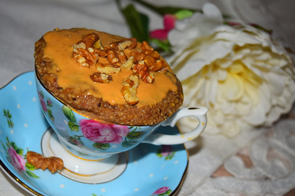 An easy, 5 minute, healthy and delicious cacao mug cake recipe from MyNutriCounter