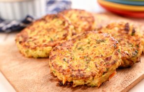 Curry-Spiked Vegetable Latkes by MyNutriCounter
