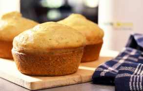 Gluten-Free Lemon and Chia Seed Muffins by MyNutriCounter